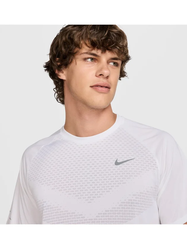 Dfadv Stride Ss Top