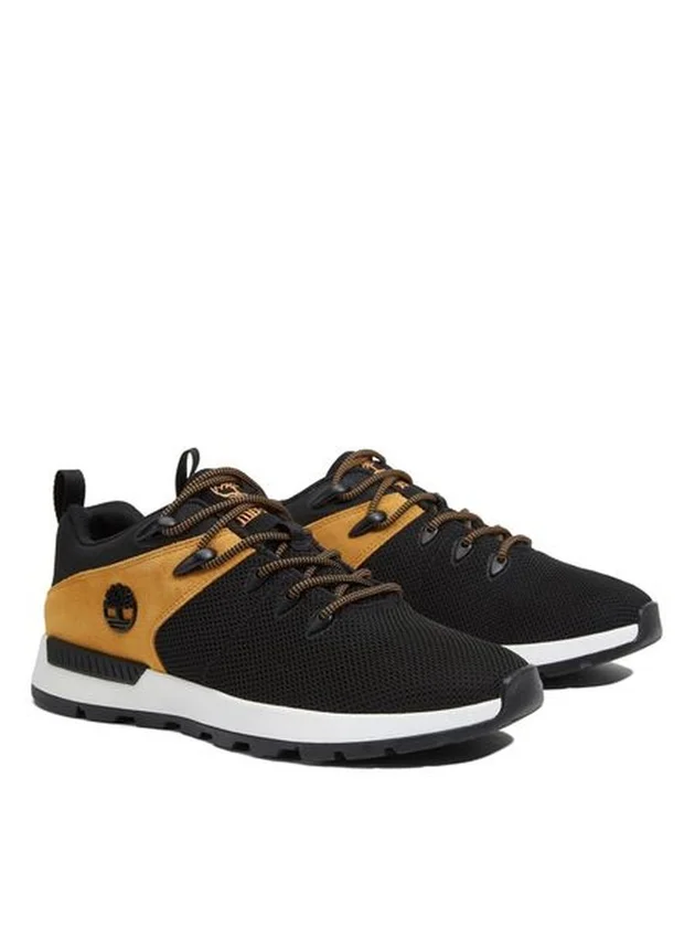 Low Lace Up Sneaker
