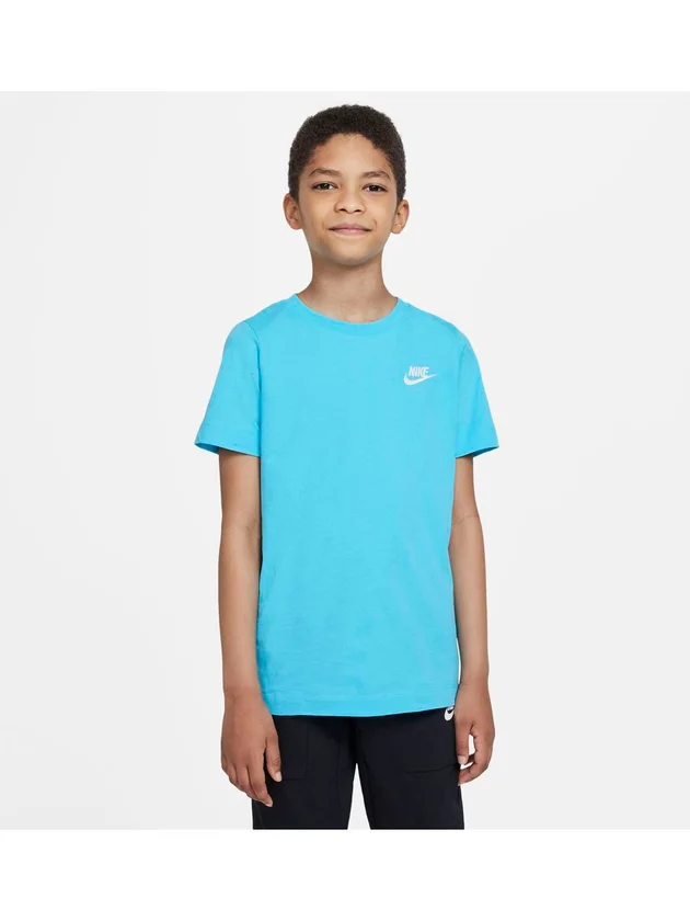 Tee Emb Futura