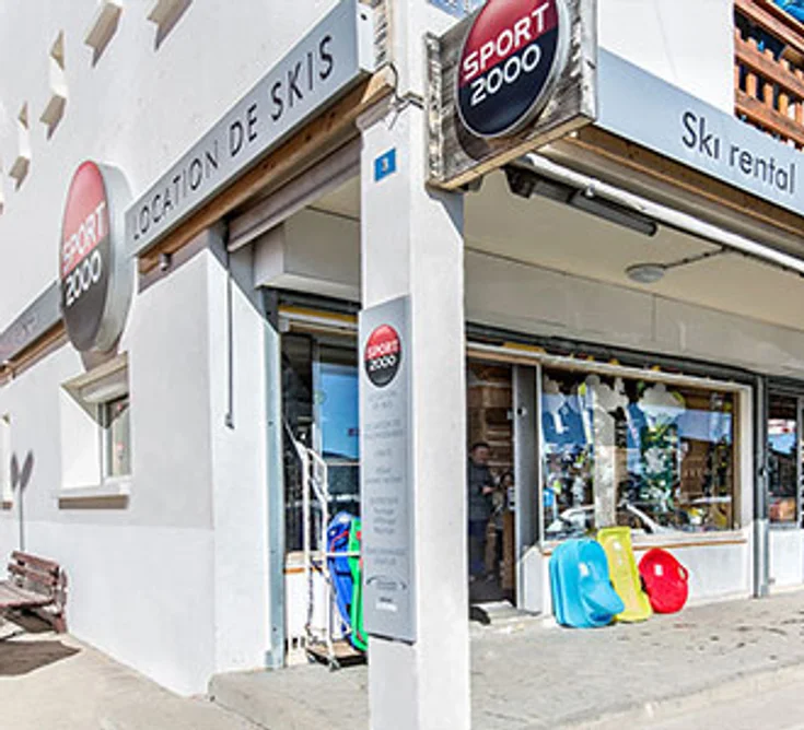 Extérieur du magasin SPORT 2000 LES ANGLES LA GODILLE