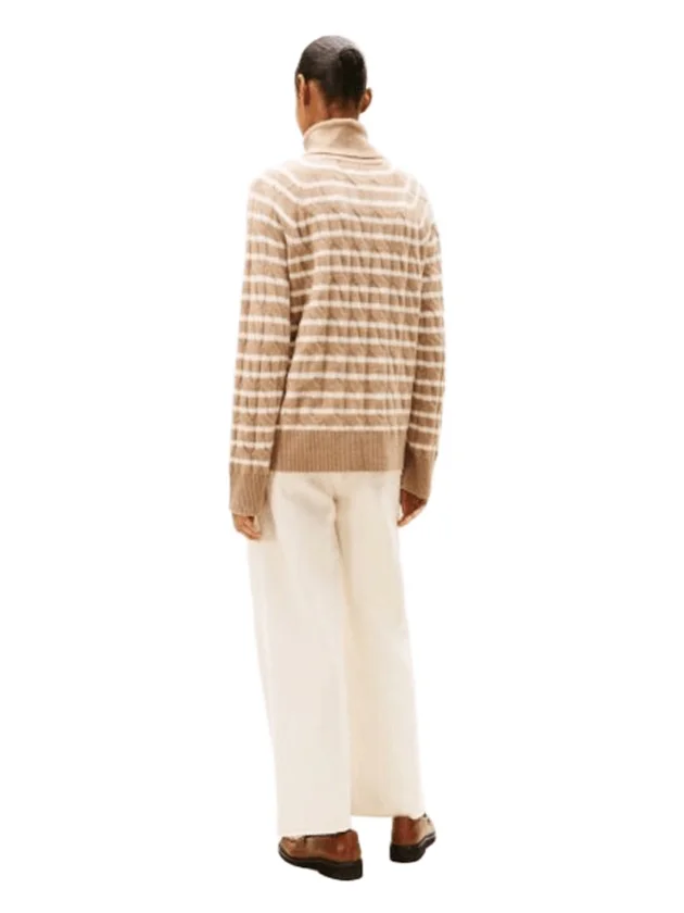 Soft Wool Cable Roll Nk LS Swt