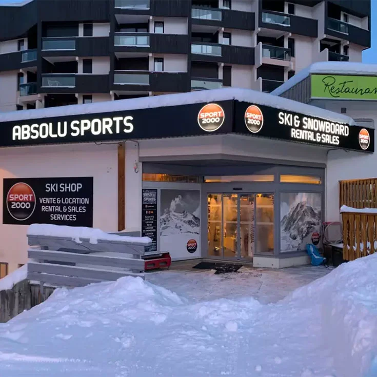 Extérieur du magasin SPORT 2000 LES MENUIRES ABSOLU SPORTS