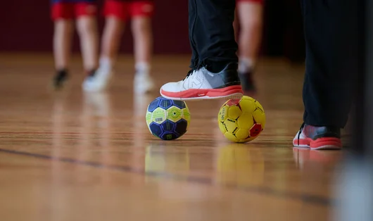 Comment choisir ses chaussures et accessoires de handball ?
