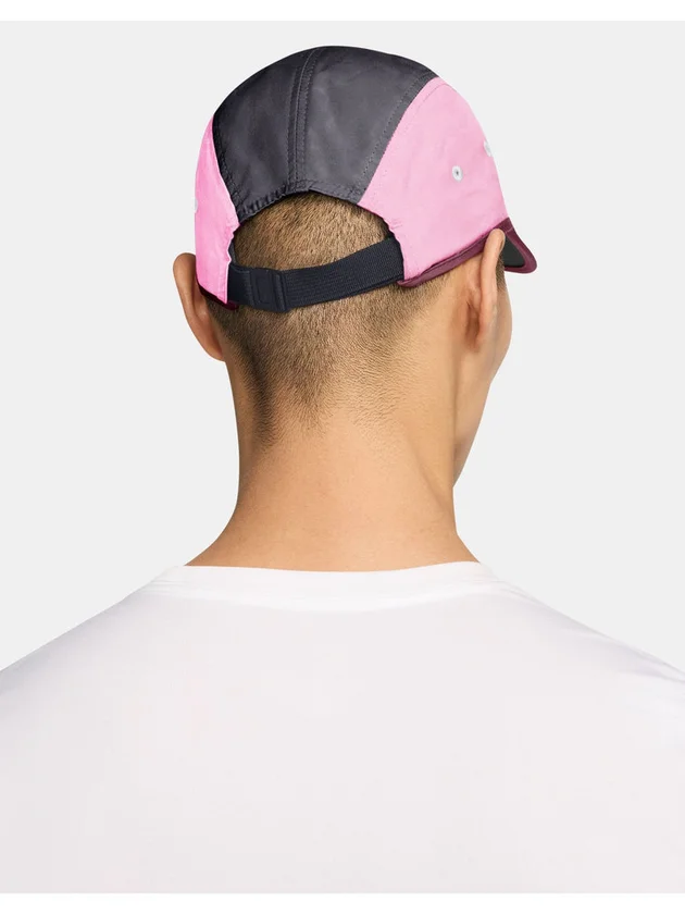 Fly Cap