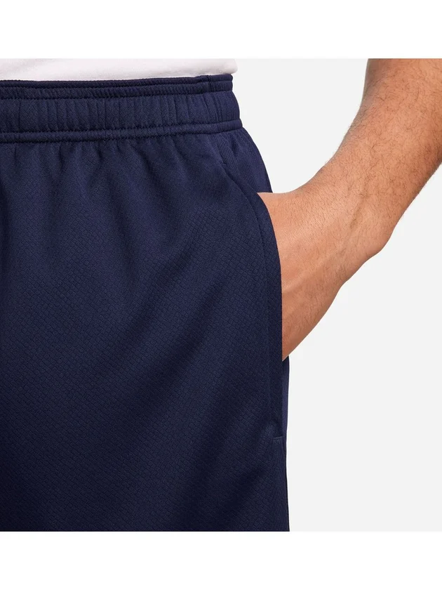 Fff Nk Df Strk Short Kz