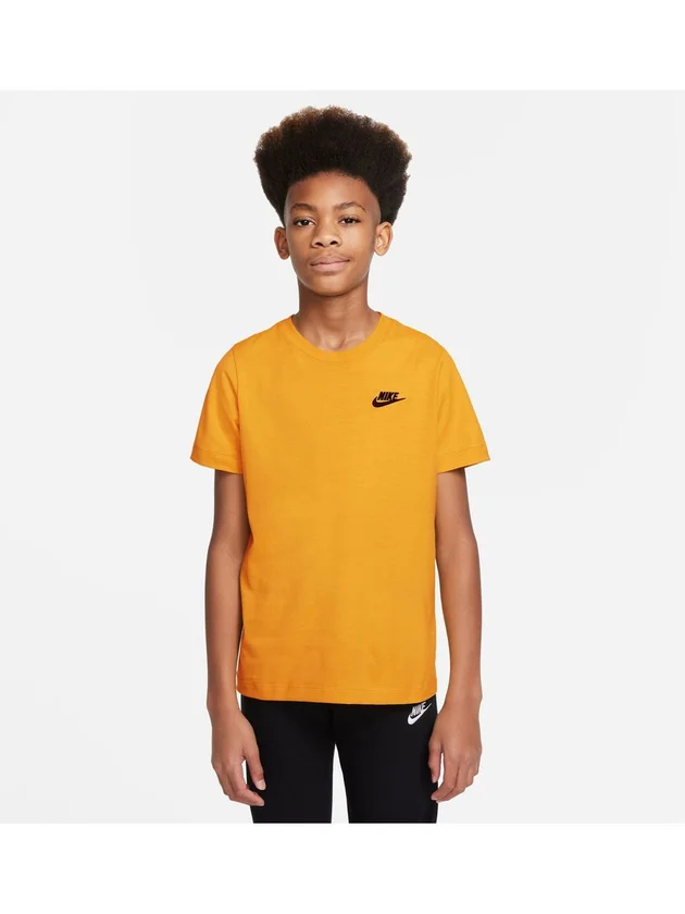 Tee Emb Futura