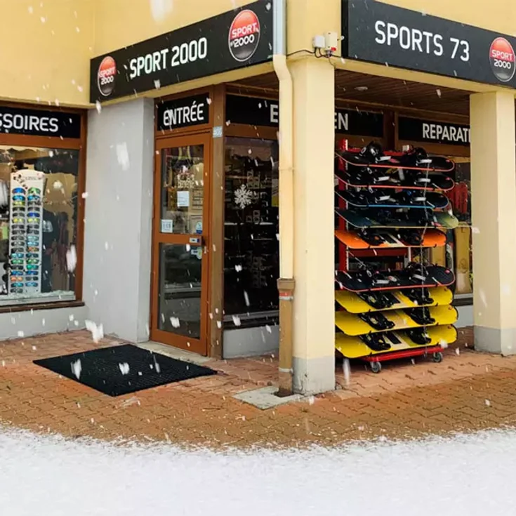 Extérieur du magasin SPORT 2000 BOURG-SAINT-MAURICE SPORTS 73