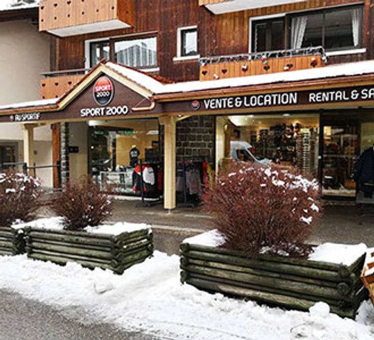 Extérieur du magasin SPORT 2000 LA CLUSAZ AU SPORTIF