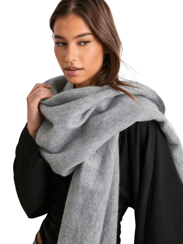 Pcnaya Long Scarf Noos BC