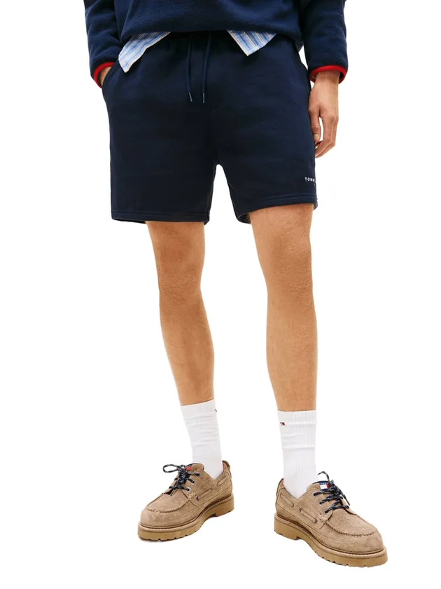 Contrast Linear Beach Short