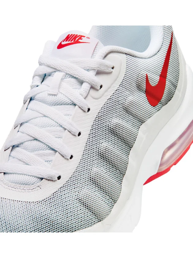 Air Max Invigor