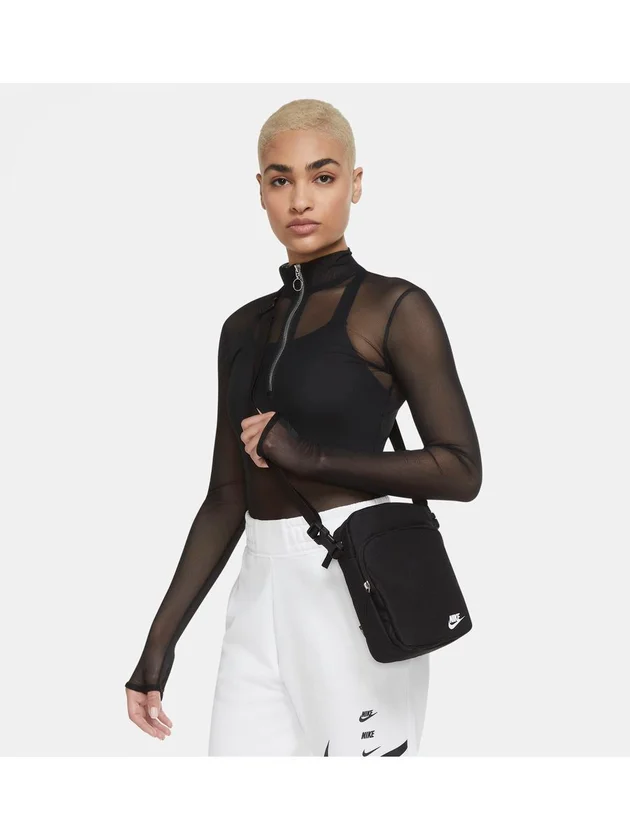 Heritage Crossbody