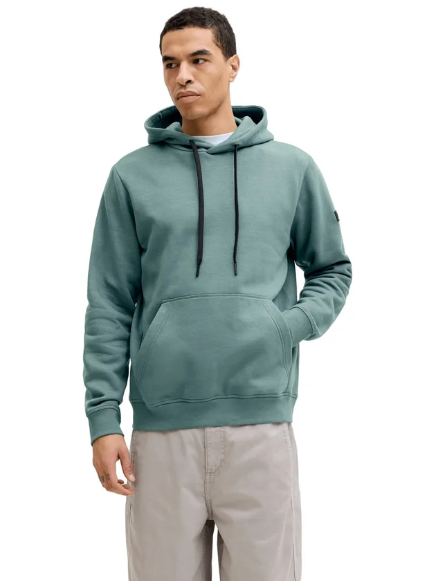 Fusion Sweat Badge Hood