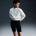 SAIL/BLACK