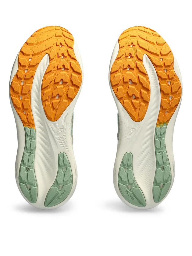 Gel Nimbus 26 TR