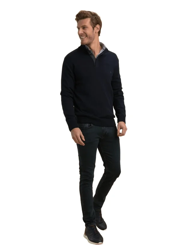 Classic Pull Col Zip
