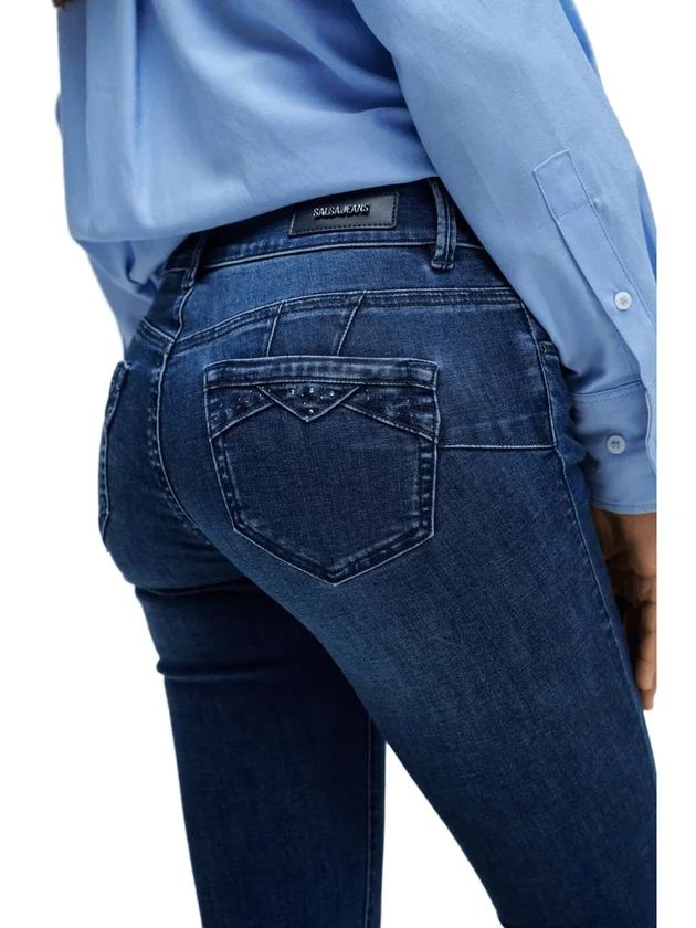 Wonder Skinny Backpocket Detail