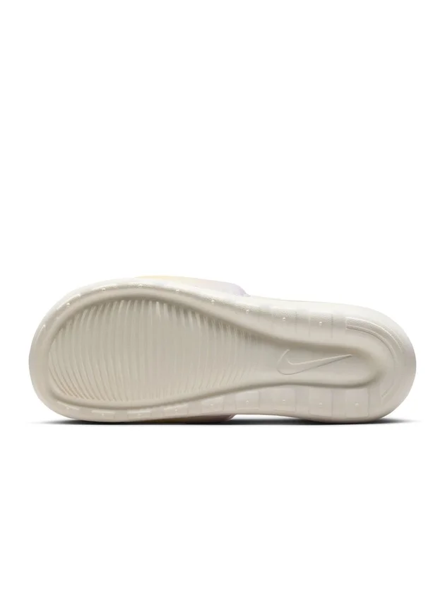 Victori One Slide Print
