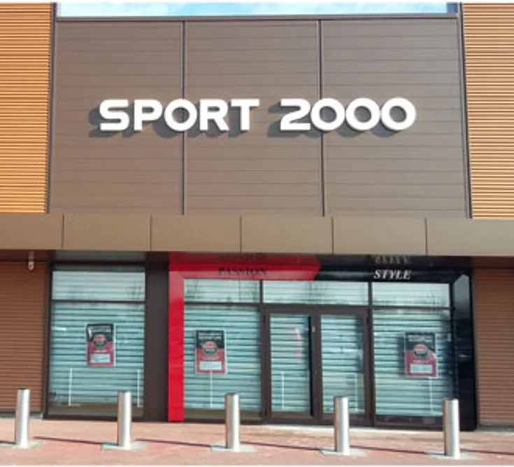 Extérieur du magasin SPORT 2000 CONCHES EN OUCHE