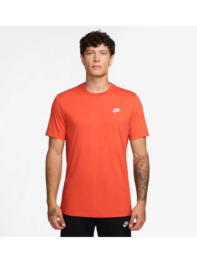 Club Tee