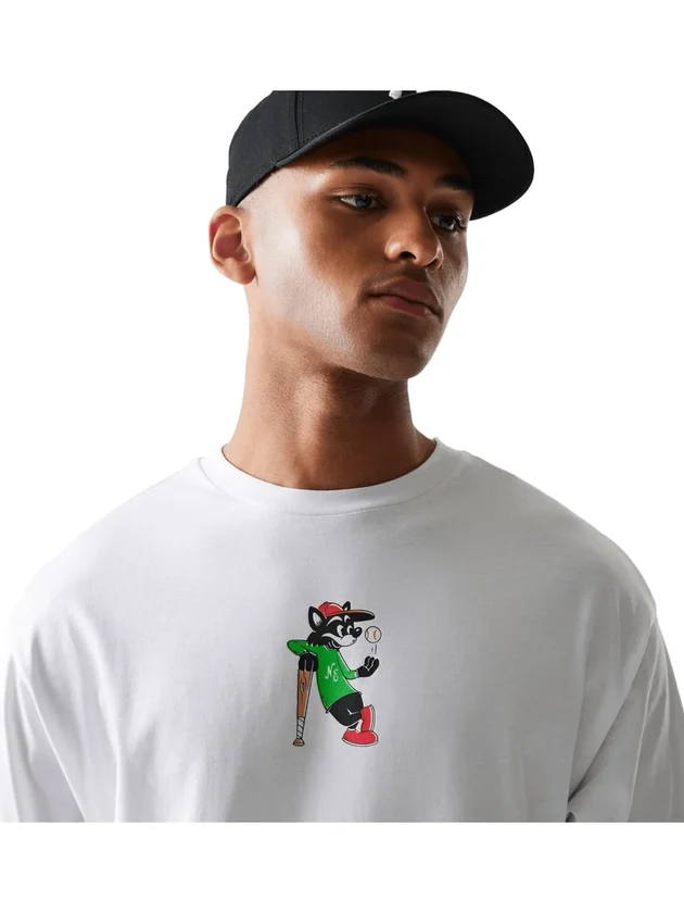 Character Grphc Os Tee