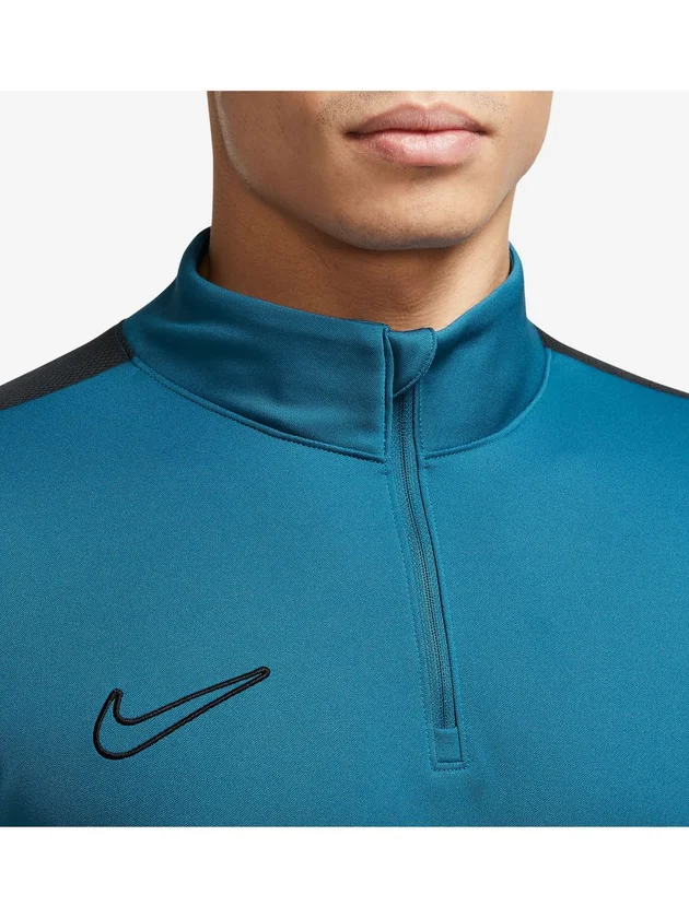 Academy Dril Top