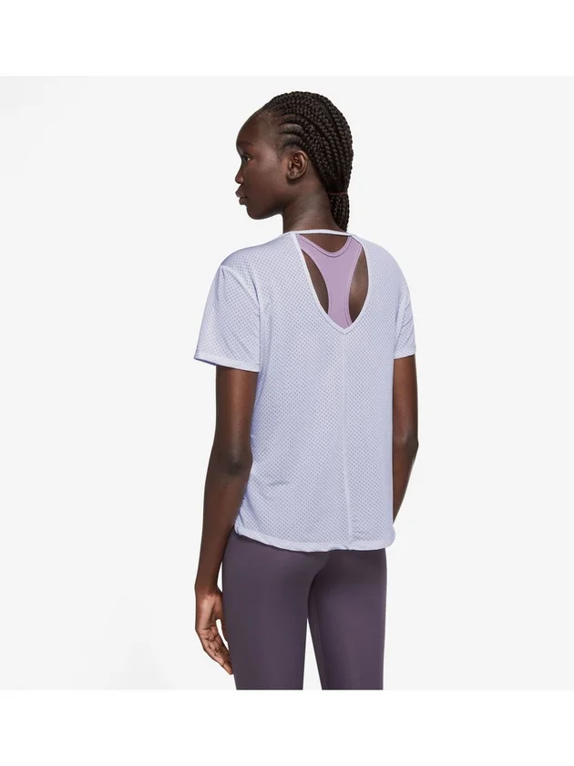 One Dri-FIT Breathe Std Ss Top