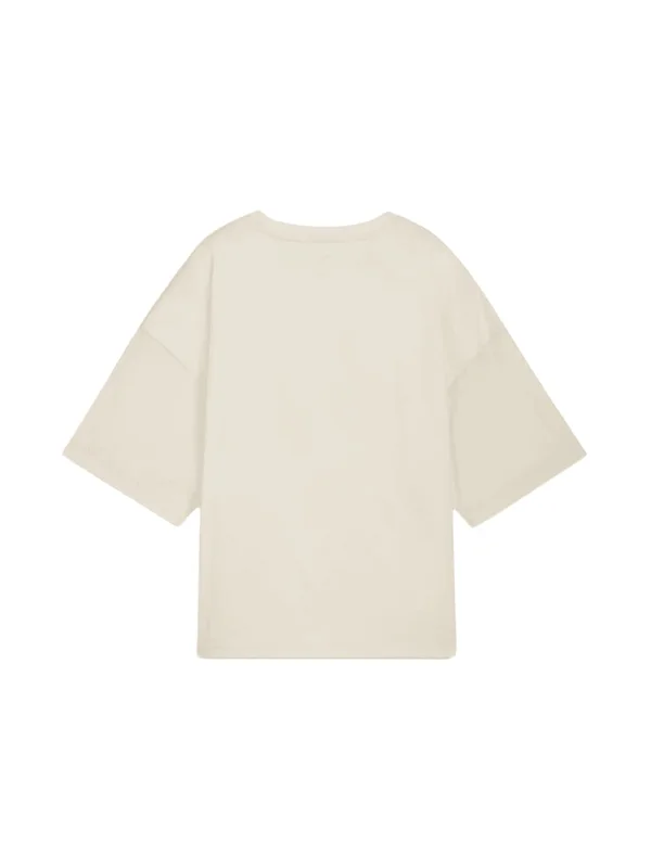 Her Oversized Tee