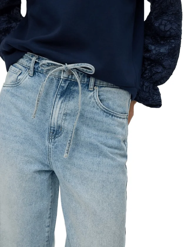 Wide Belt Jeans