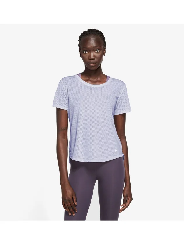 One Dri-FIT Breathe Std Ss Top