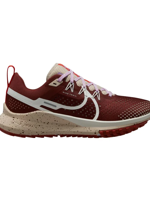 React Pegasus Trail 4