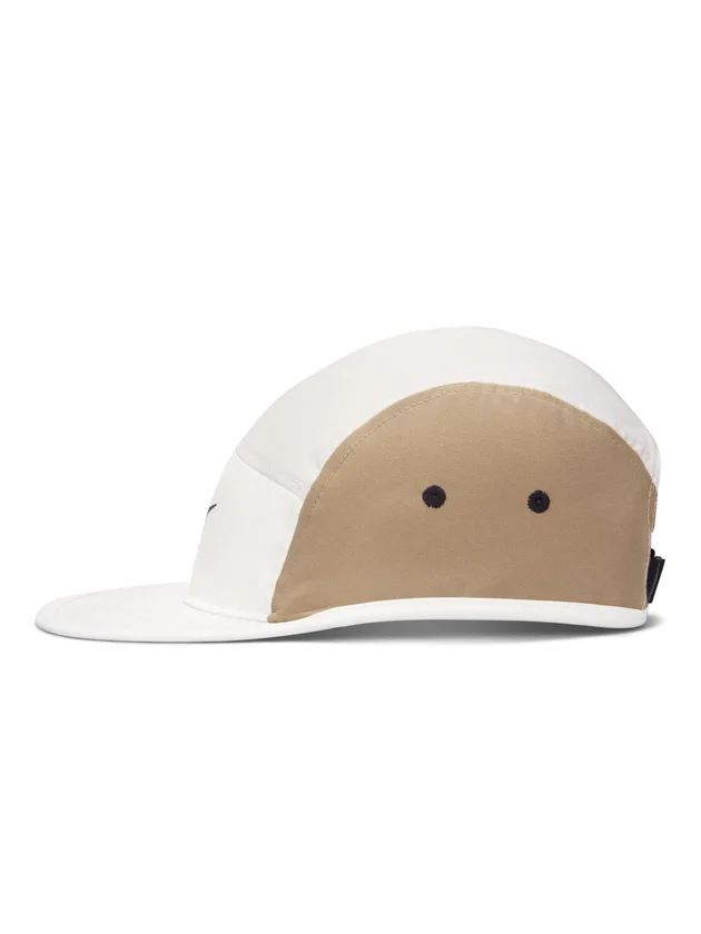 Fly Cap