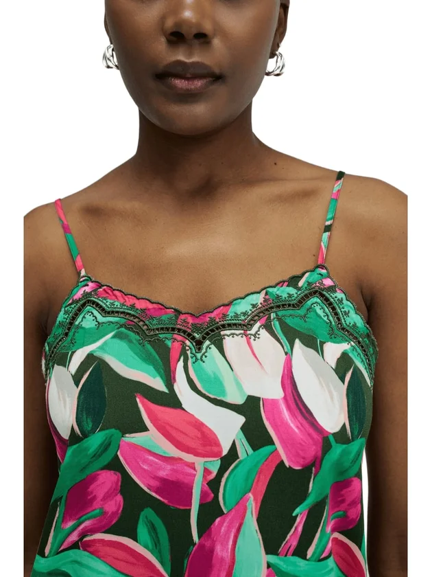 Strap Top W Adjuster Embroidery Detail