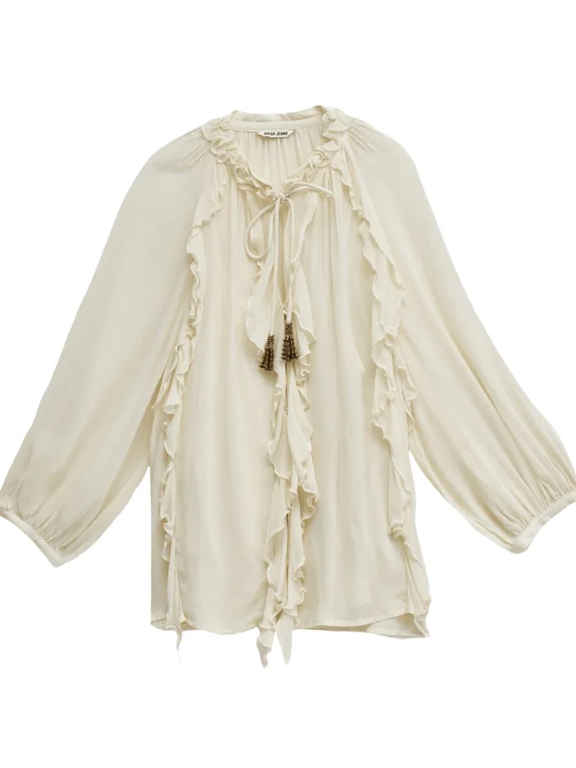 Ruffle Blouse W Buttons 3 4 Sleeves