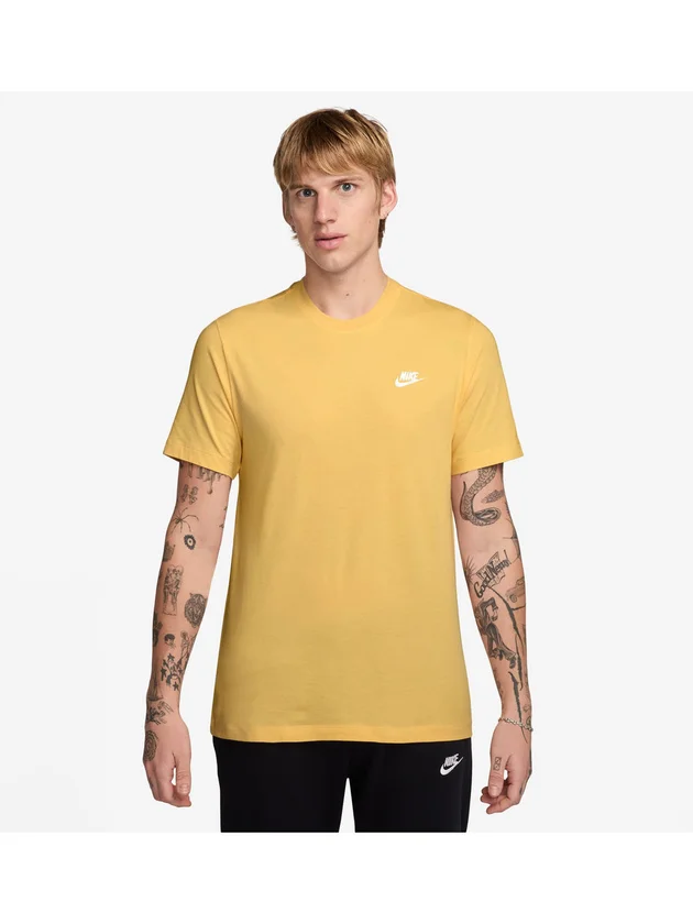 Club Tee
