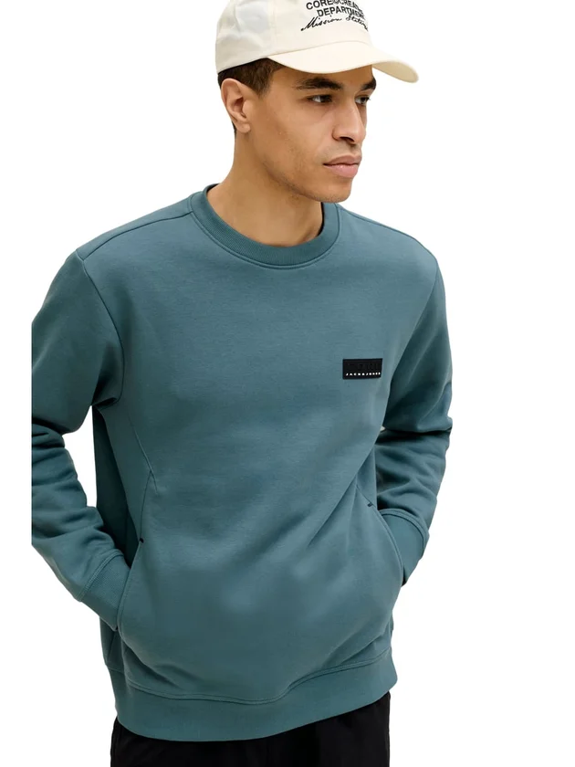 Fusion Sweat Badge Crew Neck