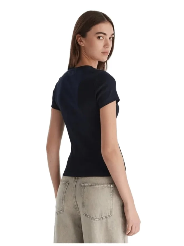 Slim Badge Rib Tee