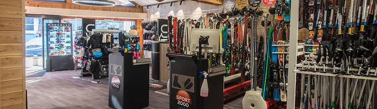 Intérieur du magasin SPORT 2000 SERRE CHEVALIER VILLENEUVE ALTITUDE