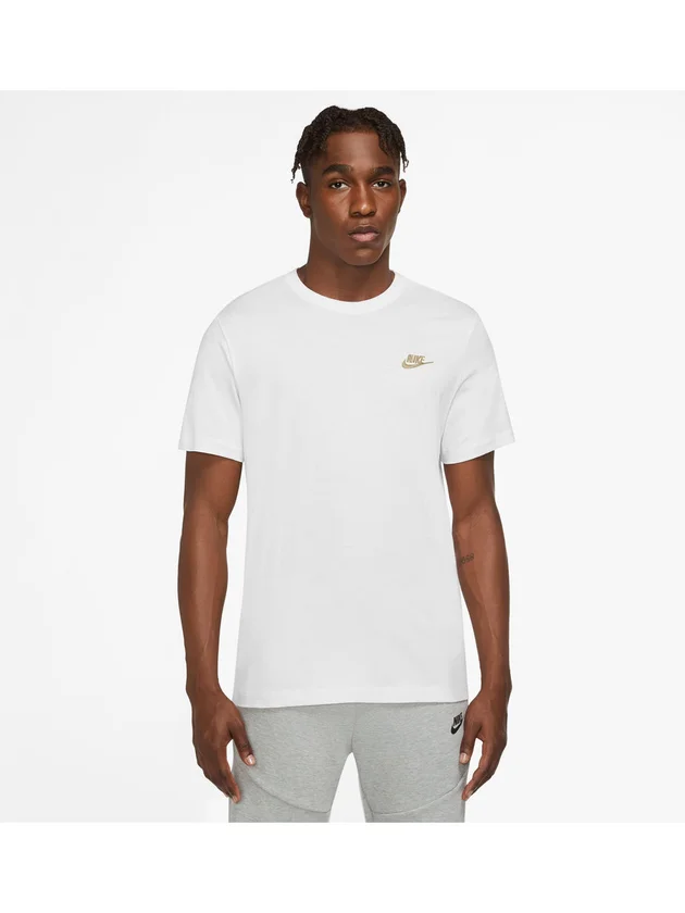 Club Tee