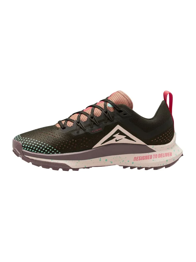 React Pegasus Trail 4