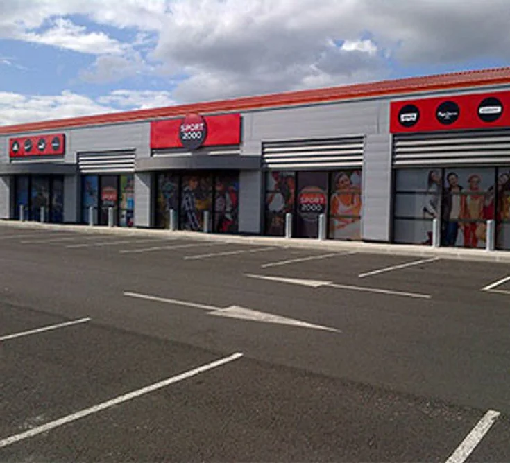 Extérieur du magasin SPORT 2000 CREON