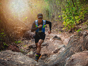 Quelle tenue choisir pour faire un trail ?
